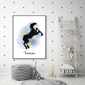 Zwart wit unicorn poster met pastelkleuren en naam